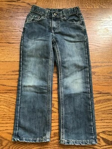 Pantalones de mezclilla rectos Sonoma para niños cintura ajustable 5 bolsillos azul oscuro talla 6 en muy buen estado - Imagen 1 de 2