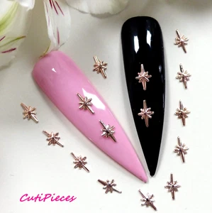 20 piezas NailArt Oro Rosa Estrellas del Norte Pequeña 3D Metal Lentejuela Punta de Manicura Hueca - Imagen 1 de 2
