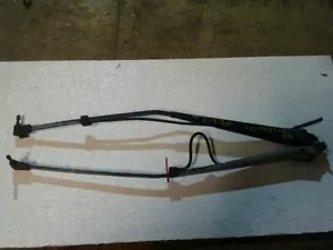 Par de brazos limpiaparabrisas para Buick Roadmaster 1992 - Imagen 1 de 4
