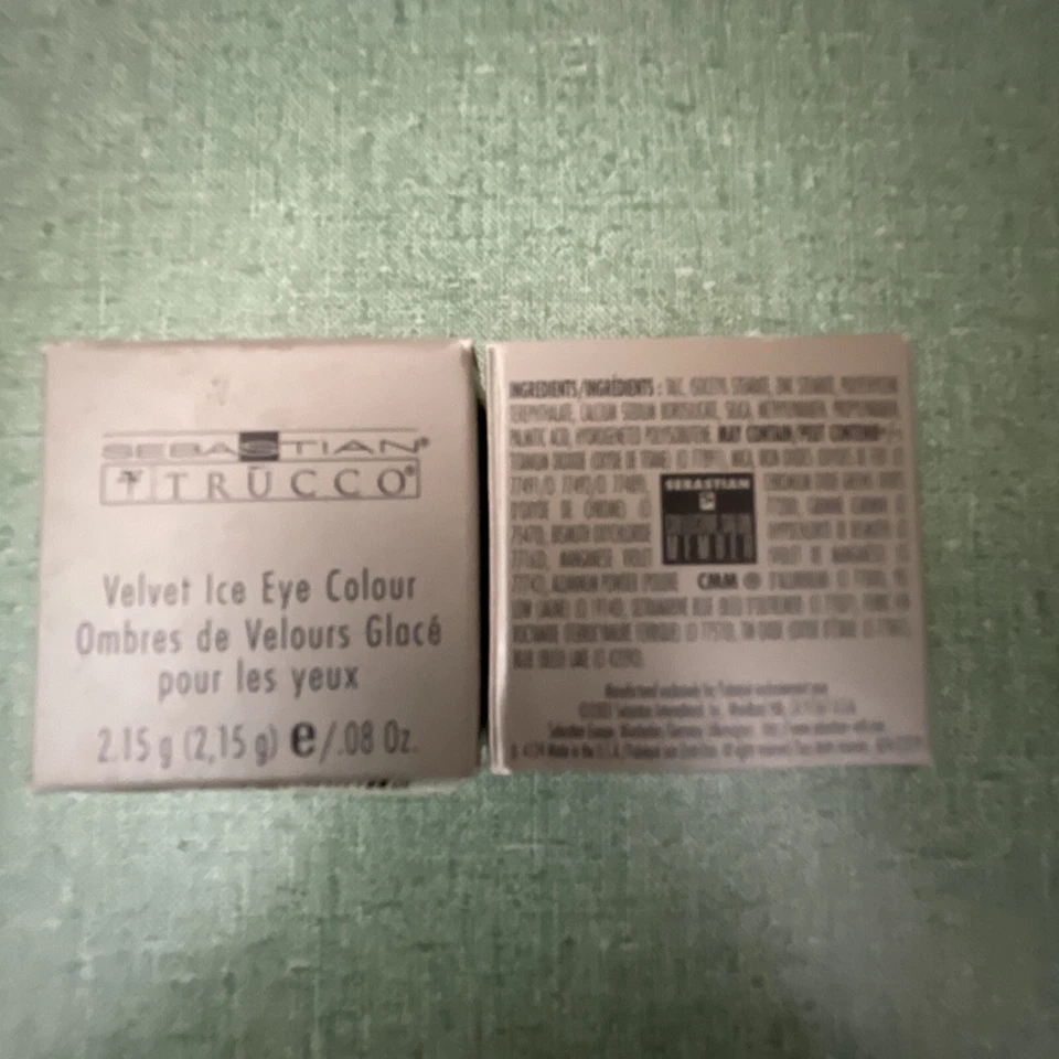 2x Trucco Velvet Ice Eye Colour White Nightie - Image 1 of 1