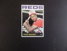 1964 TOPPS FRANK ROBINSON REDS BASEBALL CARD #260  EX+ BV $120.00 #T-177