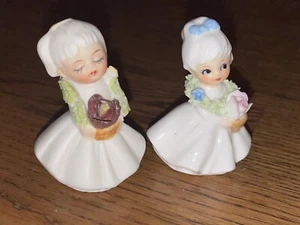 Two Vintage 1970s Napco 2" Miniature Bone China Flower Girls Red & Pink Flowers - Picture 1 of 14