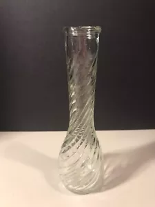 Jarrón vintage de vidrio transparente con remolino CFG - 8 3/4" de alto con tapa festoneada #9740 - Imagen 1 de 6