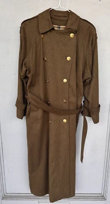 Burberrys' Burberry * Double Breasted Brown Trench Coat England Gold Buttons 6P - Image 1 of 4
