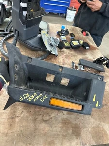 2012 TO 2015 ISUZU NPR NRR NQR RIGHT FRONT CAB STEP GOOD SEE PICS - Picture 1 of 3