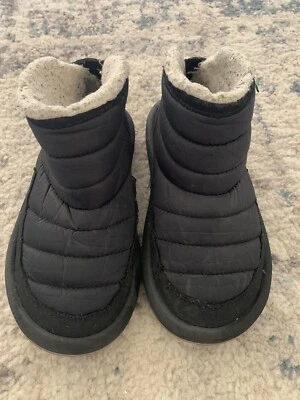 Botas masculinas Sanuk tamanho 1 - Imagem 1 de 3