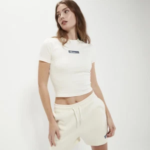 Ellesse Women's Graciana Crop T-Shirt - Off White - Trending - Picture 1 of 4