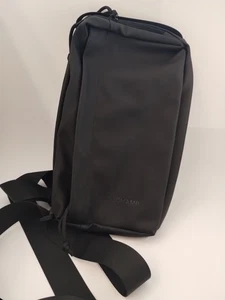 Duchamp London Black Sling Chest Back Bag Rucksack Tasche Einzelgurt verstellbar - Bild 1 von 9