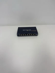 NETGEAR ProSafe (FS108) 8-portowy przełącznik zewnętrzny - Zdjęcie 1 z 14