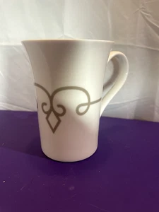 Starbucks Coffee Tea Mug Cup 11 oz White and Gray Victorian Diamond Scroll - Picture 1 of 2