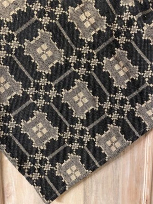 New Primitive BLACK LOVERS KNOT TABLE SQUARE Coverlet Tablecloth Topper 34" - Image 1 of 2