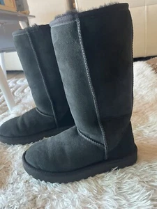 UGG Boots Womens Classic Tall II Black Suede Mid Calf Pull On US sz 5 F27023B - Picture 1 of 8