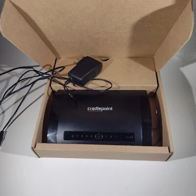 CradlePoint MBR95 300 Mbps 4-Port 10/100 Wireless N Router WITH POWER CORD & Box - Image 1 of 4