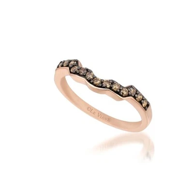 Anillo banda pavé de diamantes con curva de oro rosa de 14 quilates LeVian para mujer Foto 1 de 4