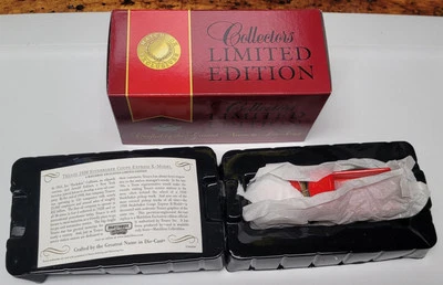 Matchbox YYM38289 1:43 Red & Black 1938 Studebaker Pick Up Truck Texaco Red Box. - Image 1 of 4