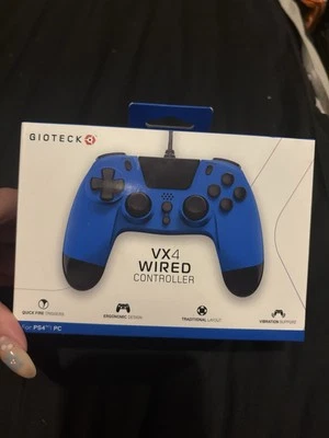 PS4 Wired Controller Controller for PlayStation 4 - Image 1 of 4