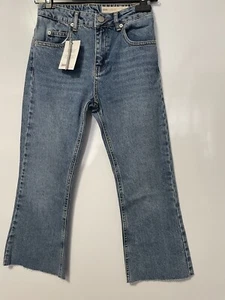 ASOS Petite Denim Cropped Jeans Raw Hem Blue W24 L28 / L23 Bnwt - Picture 1 of 6
