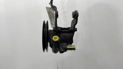 Pompe de direction OPEL VECTRA A PHASE 2 - Photo 1/4