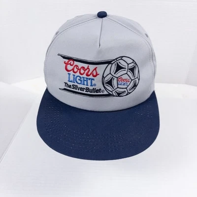Balón de fútbol vintage años 90 Coors plata clara bala Snapback sombrero hecho EE. UU. fútbol Foto 1 de 4