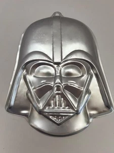 Wilton Darth Vader Kuchenform 502-1409 - Bild 1 von 2