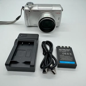 Olympus C-760 Ultra Zoom Compact Digital Camera 3.2MP *No xD Card* New Battery - Picture 1 of 18