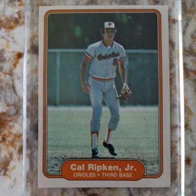 Fleer Baseball 1982 Cal Ripken Jr. Tarjeta de novato #176 Baltimore Orioles EX-MT Foto 1 de 2