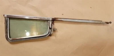 Oldsmobile 88 1955 sedán pasajero ventana de ventilación delantera  Foto 1 de 4