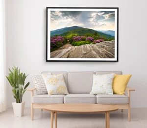 Impresión de montaña, arte de pared de bosque, arte de pared de naturaleza enmarcado en cielo nublado, natural - Imagen 1 de 5