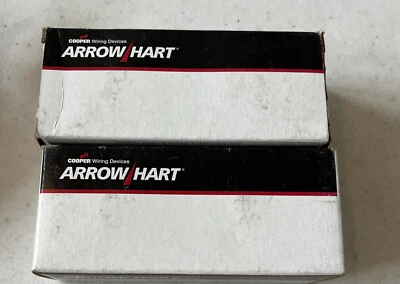 [2 Pack]ARROW HART #8300RD Duplex Receptacle Hospital Grade 20A 125V 2P 3W Red - Image 1 of 3