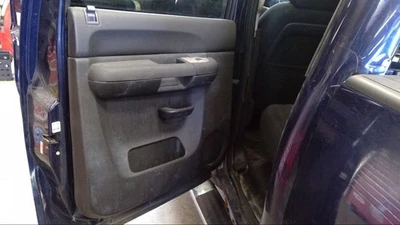SIERRA250 2010 Door Trim Panel Rear 652687 Foto 1 de 4