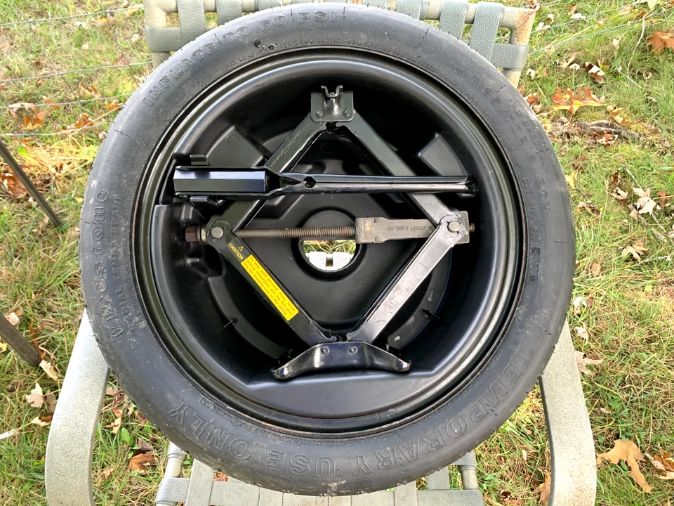 Spare Tire W/Jack Kit 16" Fits 1997-2002 Buick Park Avenue Compact Donut. - Image 1 of 4