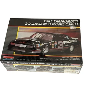 Dale Earnhardt Monogram Model Kit NASCAR 1988 Goodwrench 1/24 Monte Carlo NOS - Foto 1 di 6