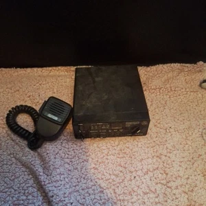 Amstrad CB 901 - CB Radio And Microphone - Untested - Zdjęcie 1 z 6
