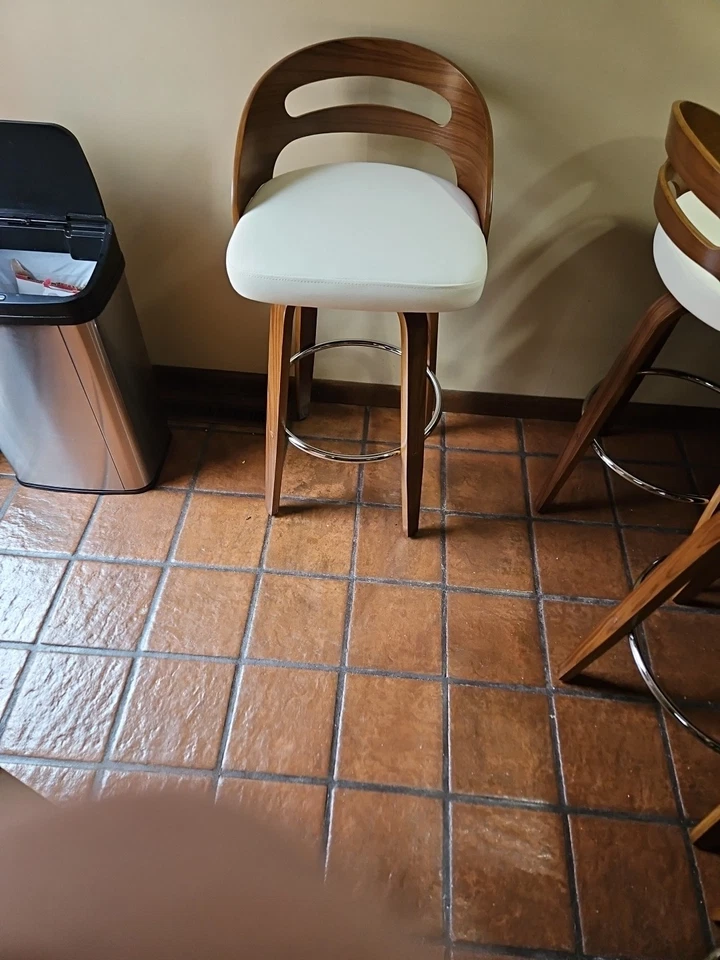 Brand New Bar Stool Height 30 In High Back Swivel Chair Set Of 4 - Image 1 of 1