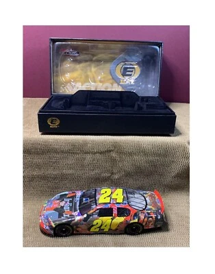 2005 MILESTONES JEFF GORDON #24 MONTE CARLO ELITE NASCAR SCALE 1:24 NEW IN BOX - Image 1 of 4