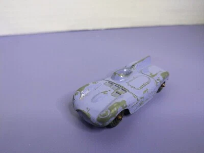 Coche de carreras vintage Tootsie Toy púrpura Jaguar diecast Tootsietoy 2-3/8" Foto 1 de 4