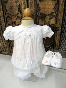 Will'beth Delicate Baby Infant Preemie Newborn Girl Diaper Set Shoes NWT Sz0 - Picture 1 of 3