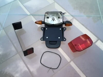 Juego de luces traseras y intermitentes BMW R1150GS ¡REBAJADO!!!   $79,00 Foto 1 de 4