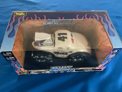 Maisto Original Muscle Machines 1941 Willys The Fuzz 1:24 scale BRAND NEW - Image 1 of 4
