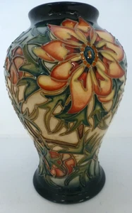 Moorcroft Pottery Small Vase 'Spike' Flowers 1997 16.5 cm - Picture 1 of 9