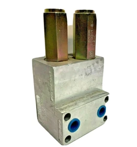 Sauer Danfoss DS-0221-SS-BAC CP200-1-B-0-A-C Hydraulic Relief Valve Assembly - Picture 1 of 5