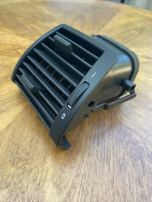 BMW 2000-2006 E53 X5 FRONT LEFT DASH BOARD A/C HEATER AIR DUAL AC VENT OEM 83K - Изображение 1 из 4