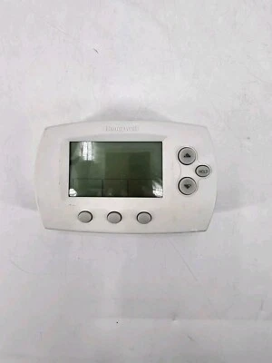 Termostato programable Honeywell FocusPRO 6000 5-1-1/5-2 días (TH6110D1021) USADO Foto 1 de 4
