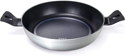 MONETA CONNECTION BASE PENTOLA TEGAME A 2 MANICI + COPERCHIO IN VETRO 24 CM - Immagine 1 di 4