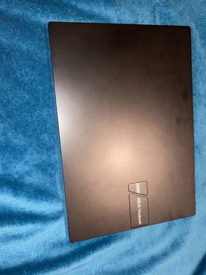 ASUS Vivobook 15 Foto 1 de 4