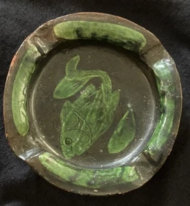 Posacenere pesce ceramica con pesce dipinto a mano med posacenere vintage verde Messico - Foto 1 di 4