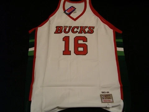 Bob Lanier  Authentic  Mitchell & Ness Milwaukee Bucks  1983-84 Jersey,  Size 60 Cover