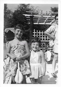 FOTOGRAFÍA ENCONTRADA Niños Niños VERANO Blanco y Negro ORIGINAL De Colección 48 46 O - Imagen 1 de 1