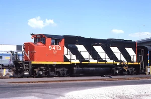 Original Slide: Canadian National GP40-2LW 9413 - Picture 1 of 1