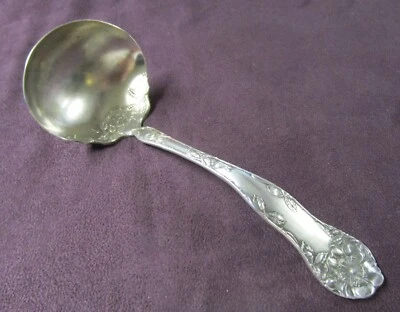WILD ROSE 1904 Cucharón Gravy Estilo Art Nouveau Plateado Sin Monograma Foto 1 de 4